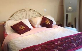 Valentia House